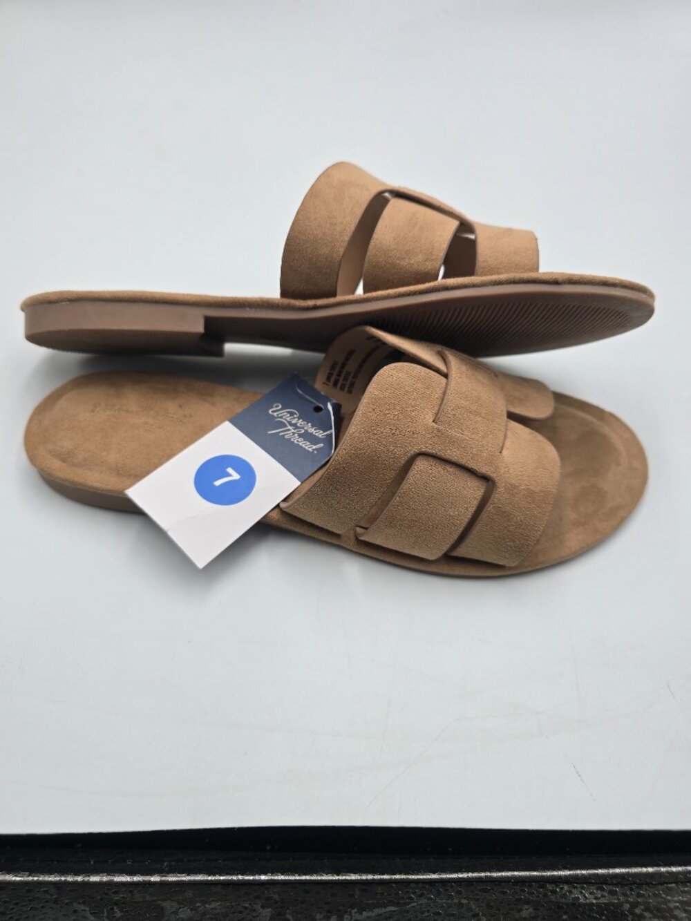 Universal Thread Carla Sandal - Picture 2 of 3
